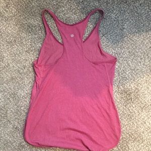 Lululemon tank.